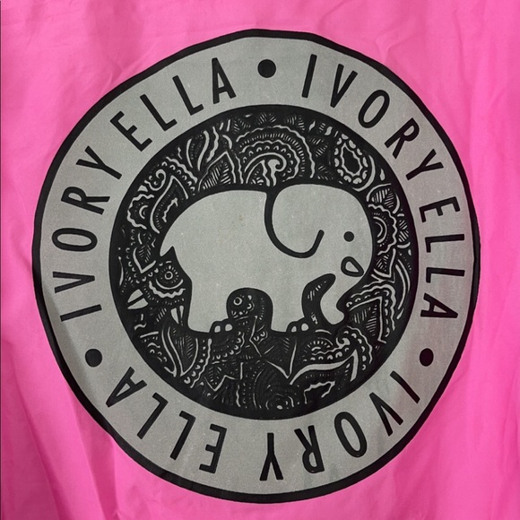 Brand new windbreaker - Picture 10 of 10